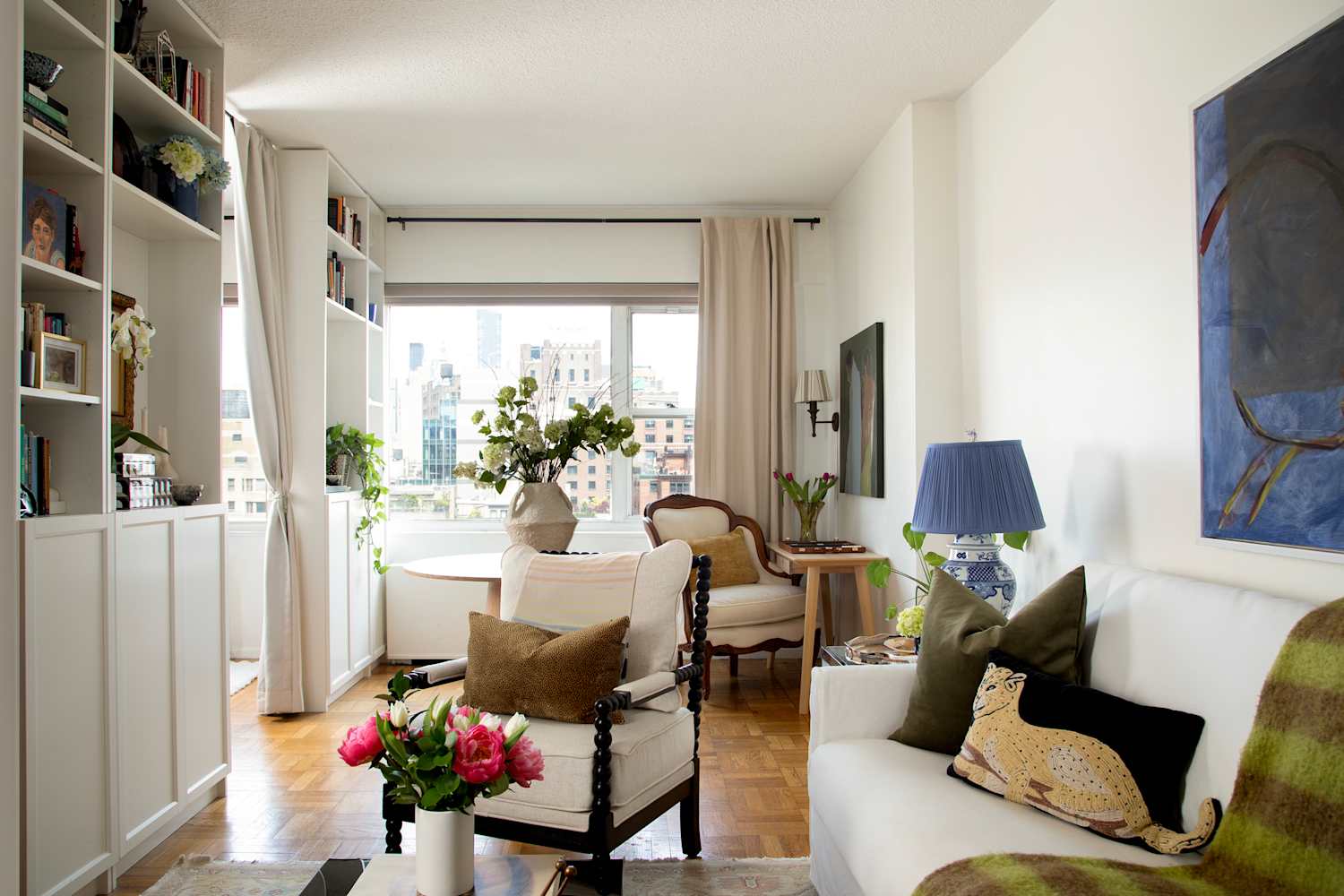 See How a NYC Studio Was Turned into a One-Bedroom Apartment ... - Renovation Studio Apartment Do It Yourself